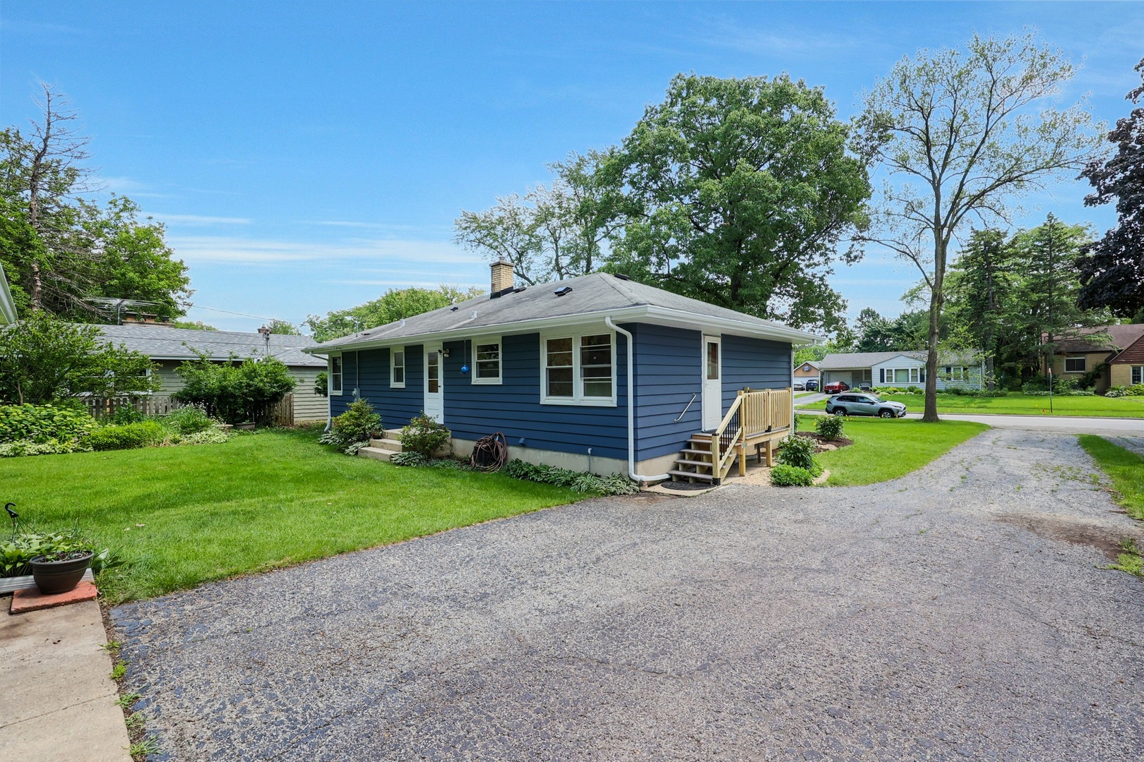 1615 East Evergreen Street Wheaton IL 60187