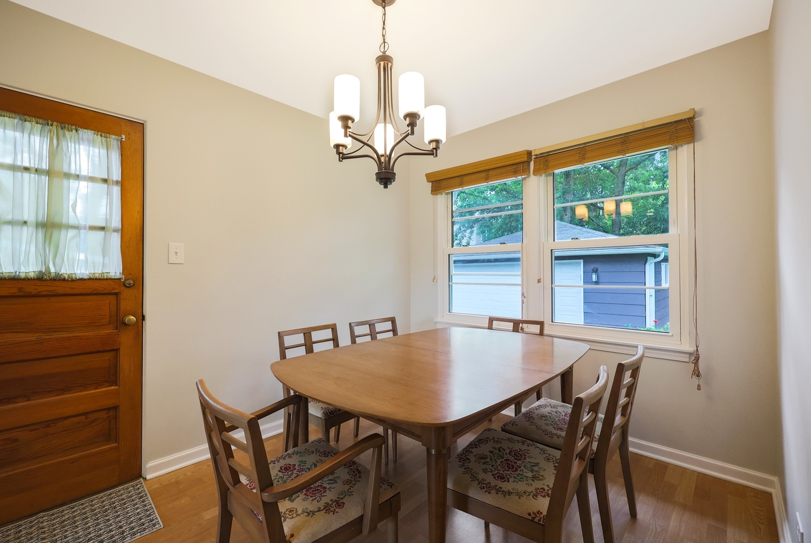 1615 East Evergreen Street Wheaton IL 60187