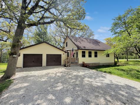 102 Dakota Drive Loda IL 60948