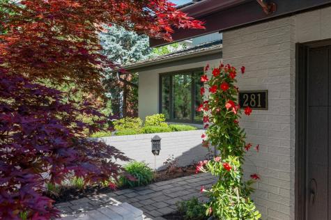281 West Elm Park Avenue Elmhurst IL 60126