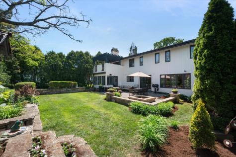 281 West Elm Park Avenue Elmhurst IL 60126