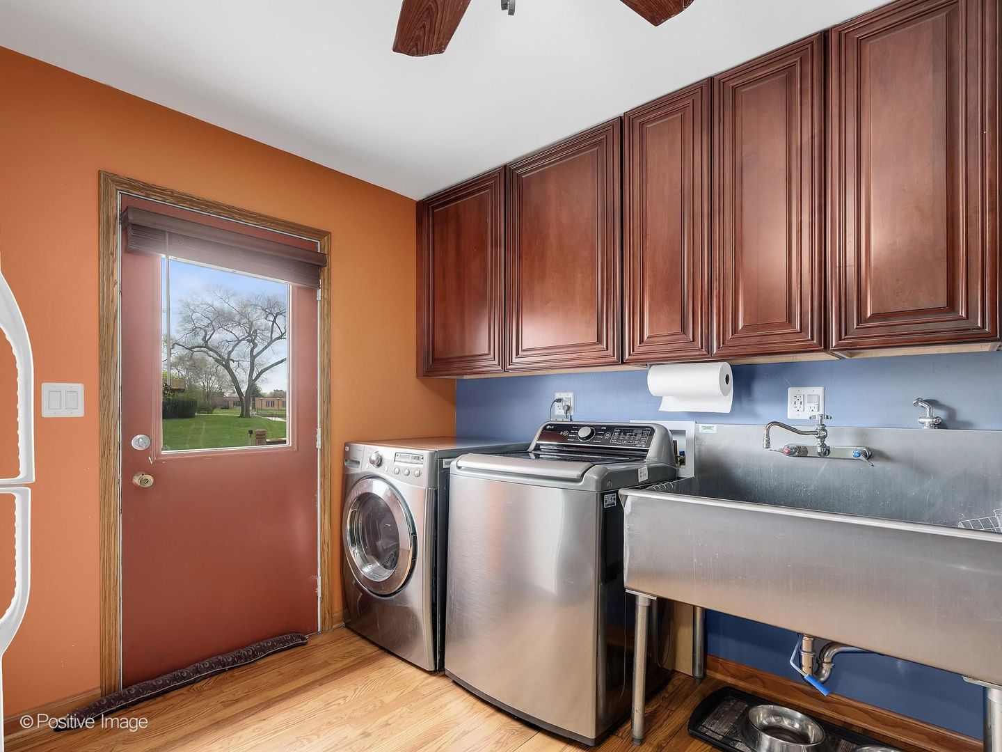 612 Stuart Drive Carol Stream IL 60188