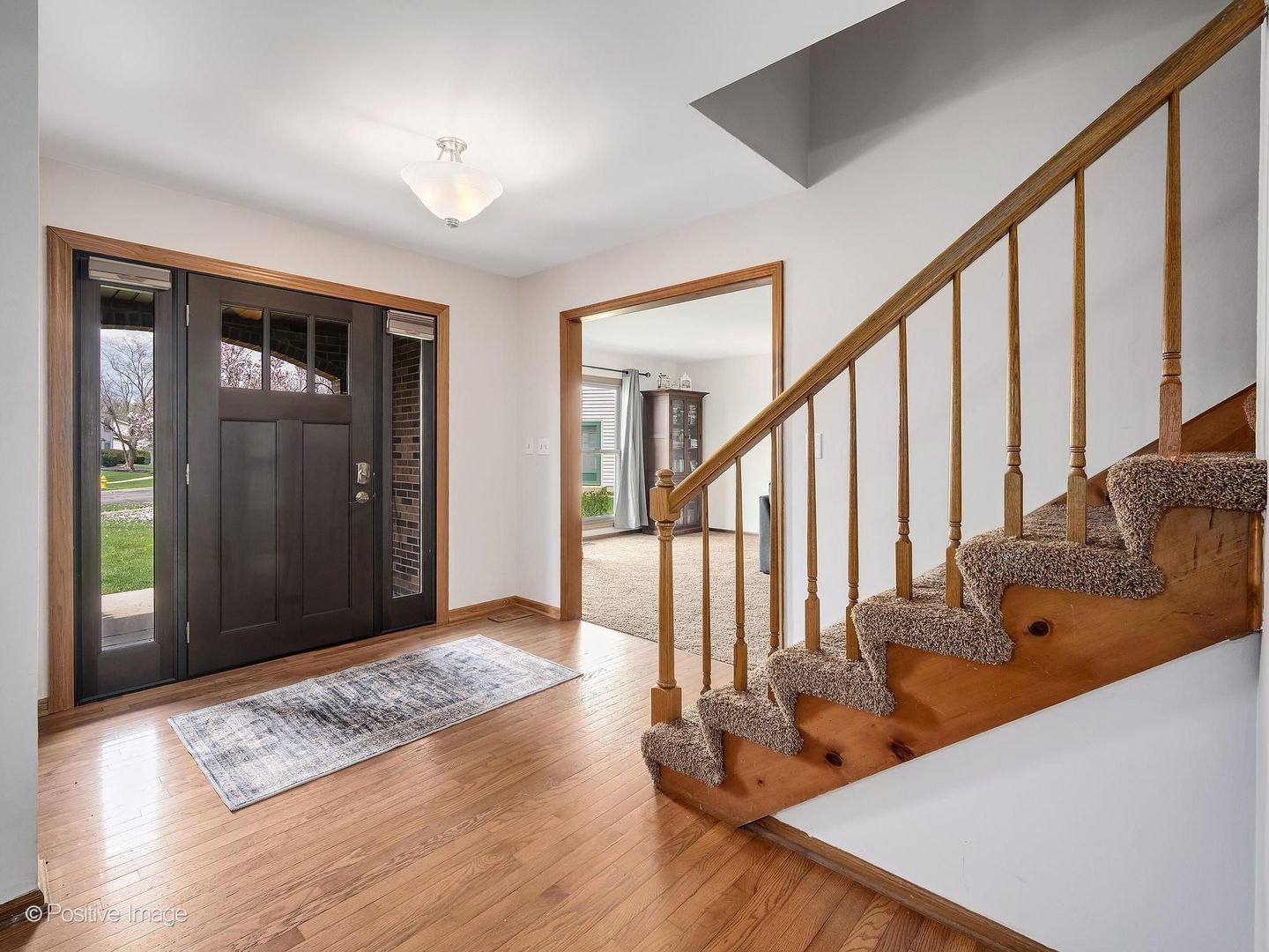 612 Stuart Drive Carol Stream IL 60188