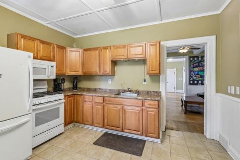 17 South Liberty Street Elgin IL 60120
