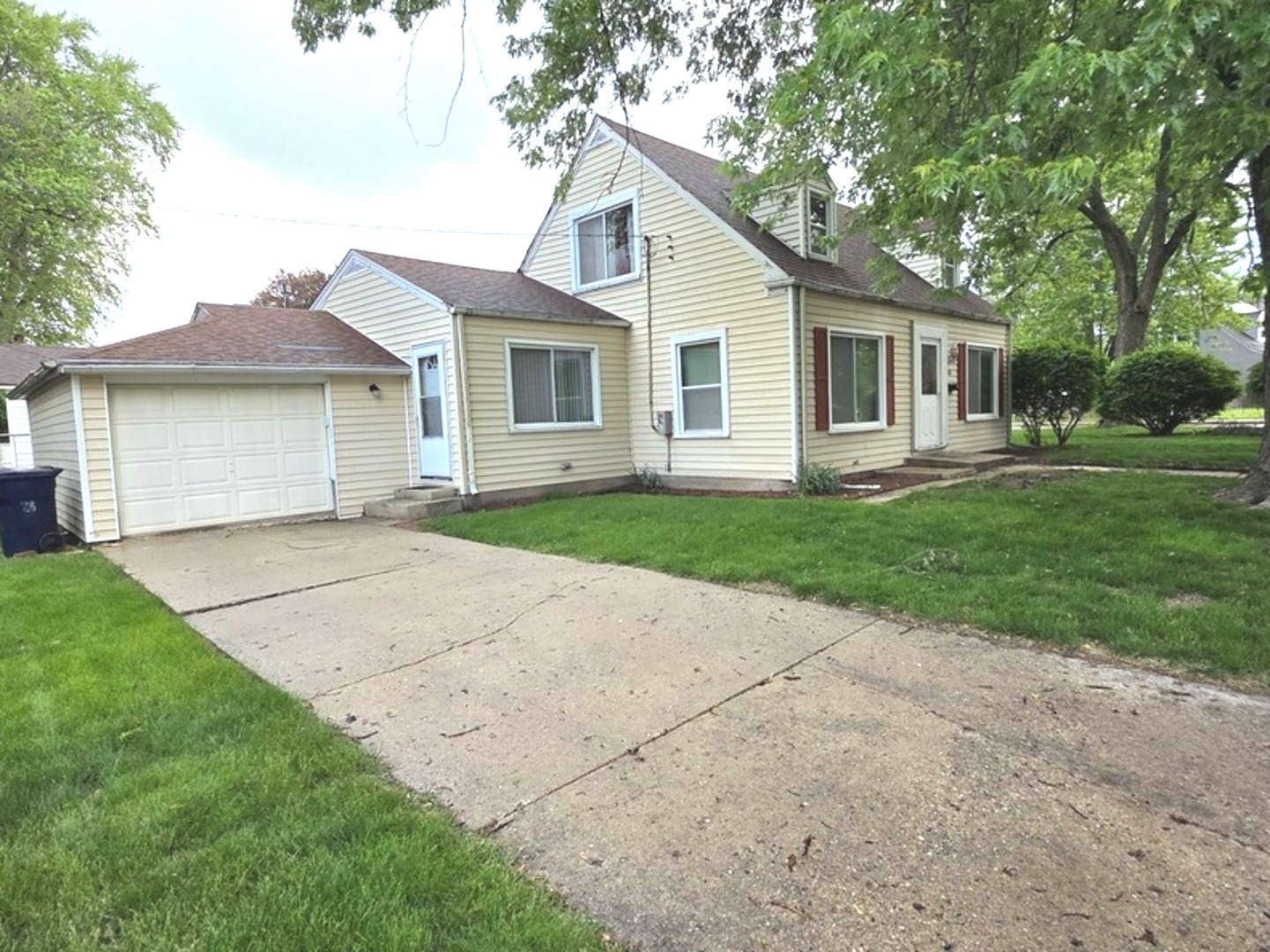 1106 Birchdale Drive Elgin IL 60123