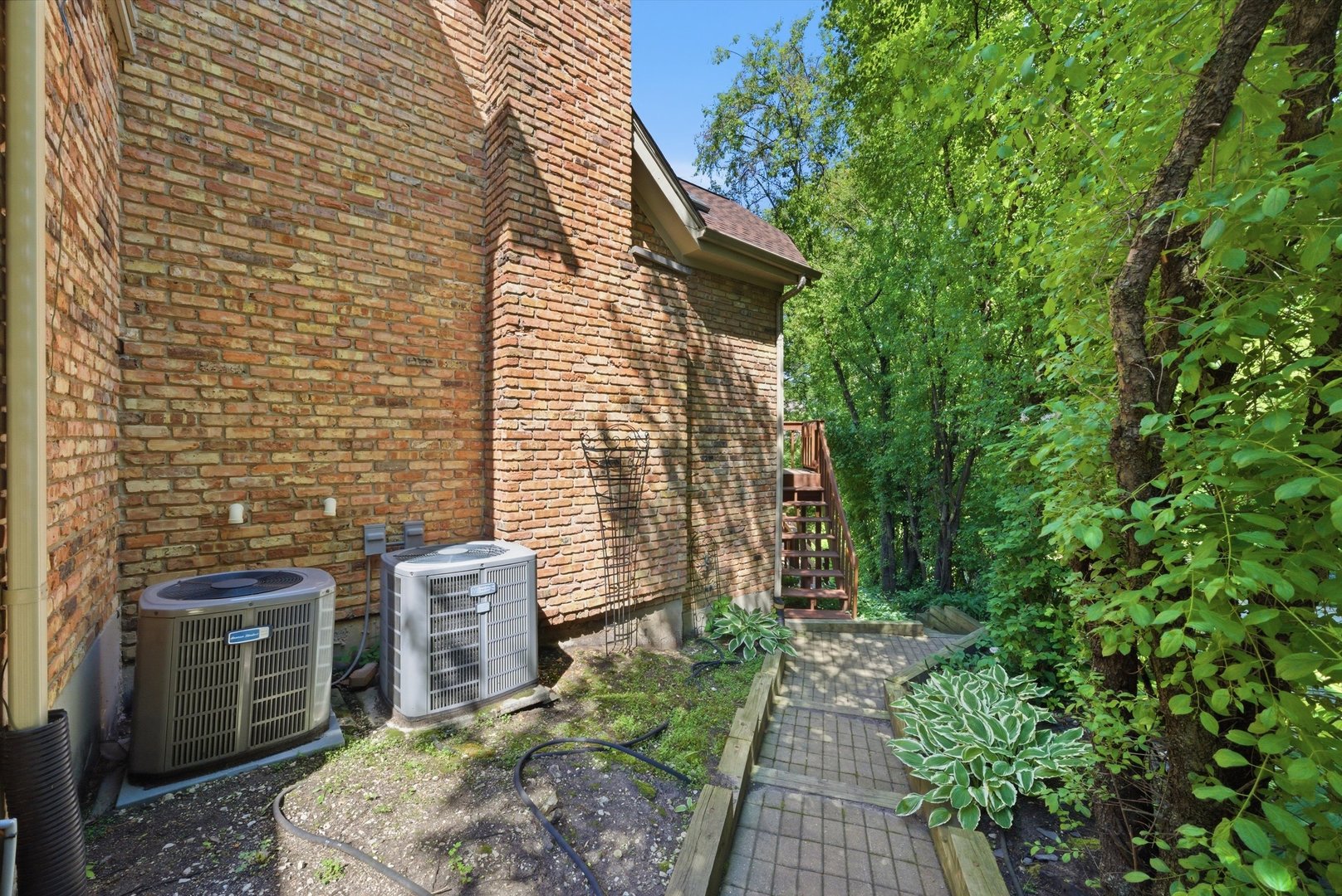 8701 Lake Ridge Drive Darien IL 60561