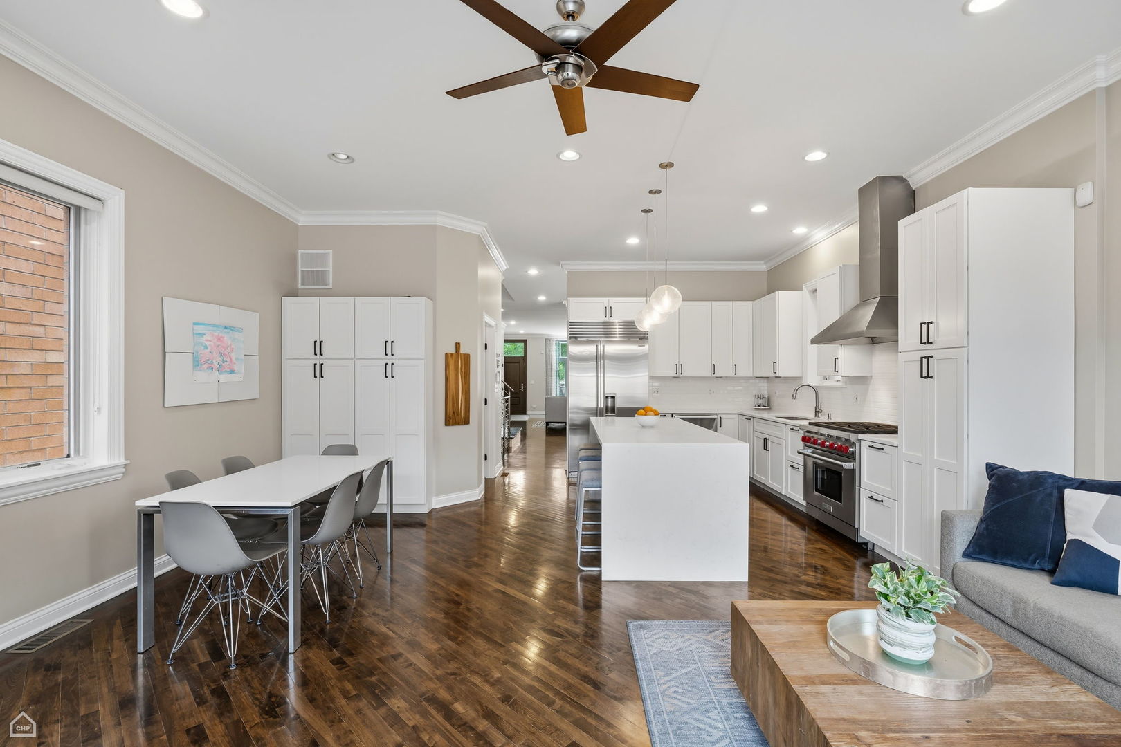 1752 West Erie Street Chicago IL 60622