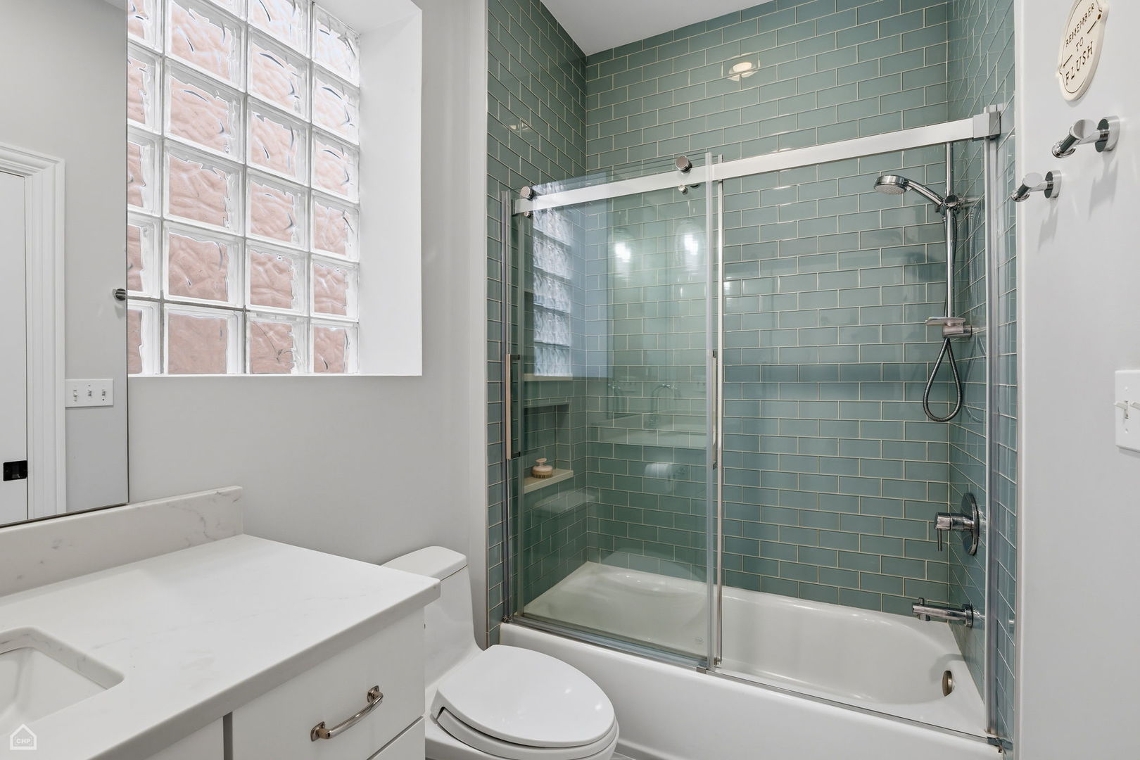 1752 West Erie Street Chicago IL 60622