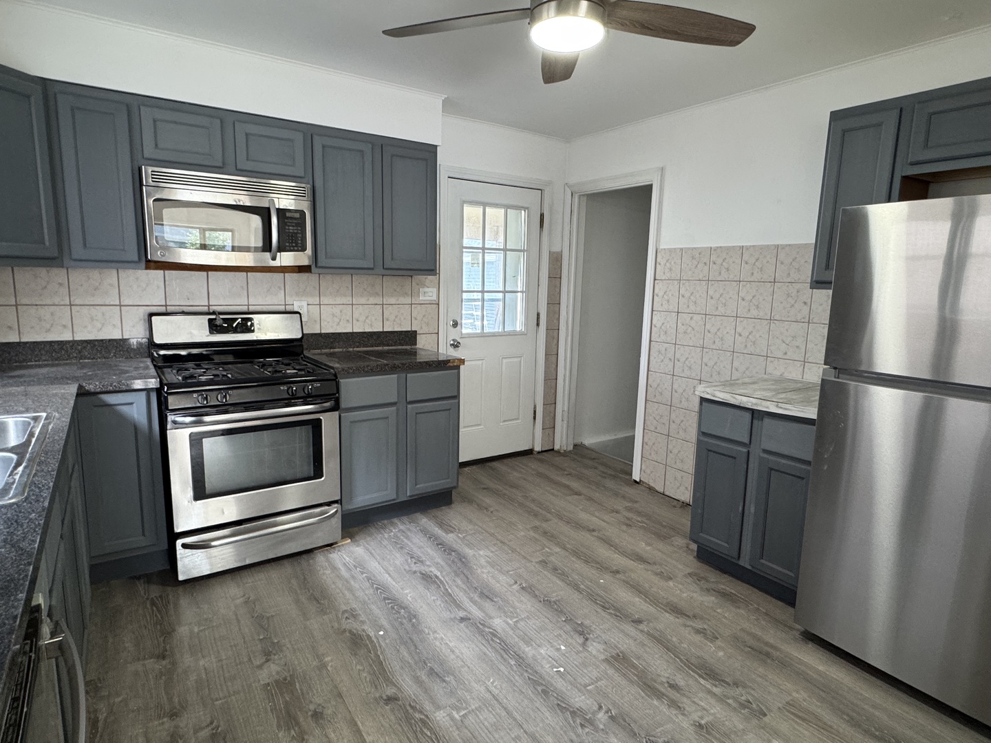 6328 North Troy Street Chicago IL 60659