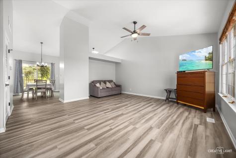 427 Barnaby Drive Oswego IL 60543