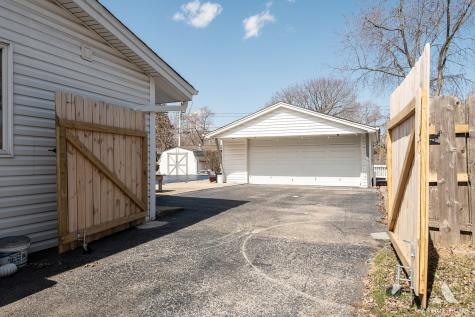3034 190TH Street Lansing IL 60438