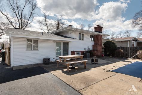 3034 190TH Street Lansing IL 60438