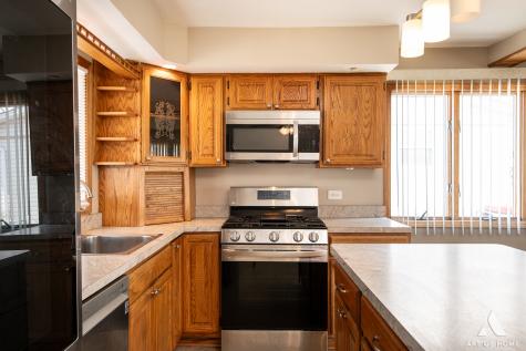 3034 190TH Street Lansing IL 60438