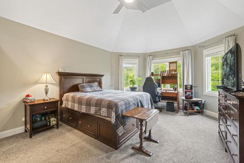 843 Alberosky Way Batavia IL 60510