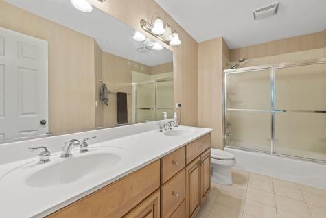 843 Alberosky Way Batavia IL 60510