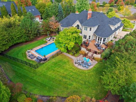 843 Alberosky Way Batavia IL 60510