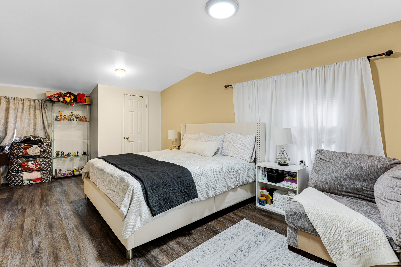 4951 West Concord Place Chicago IL 60639