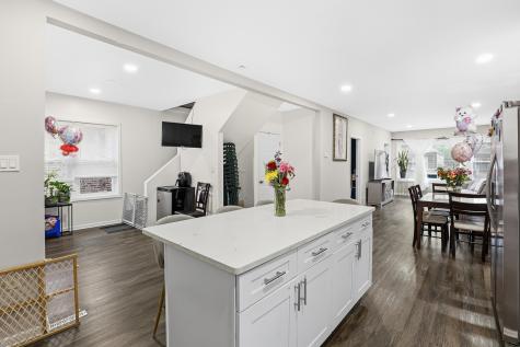 4951 West Concord Place Chicago IL 60639