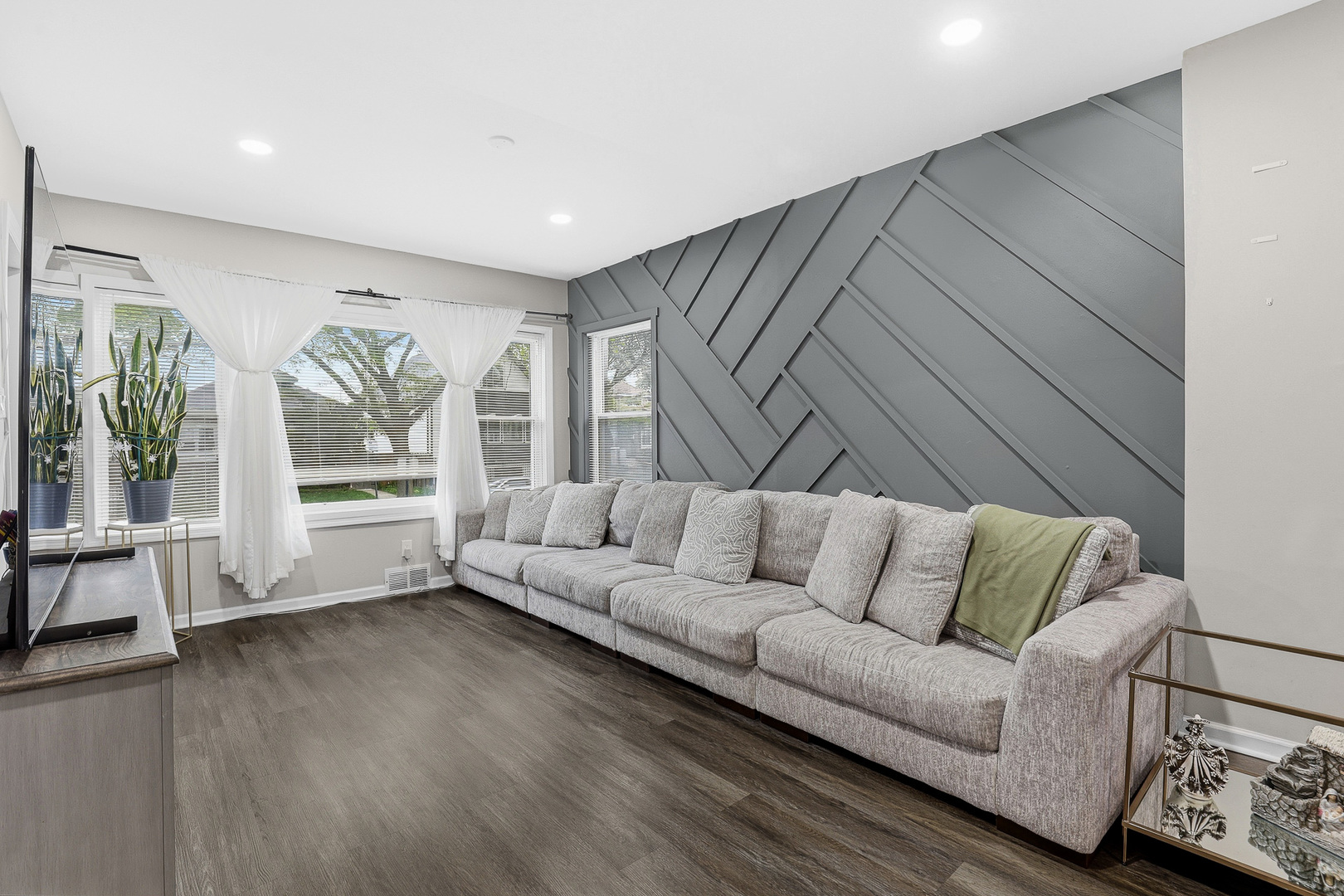 4951 West Concord Place Chicago IL 60639