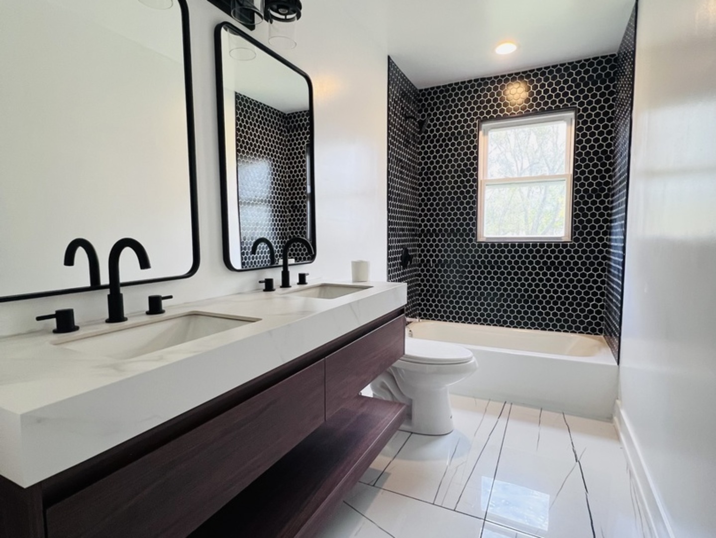 638 East 65th Street Chicago IL 60637