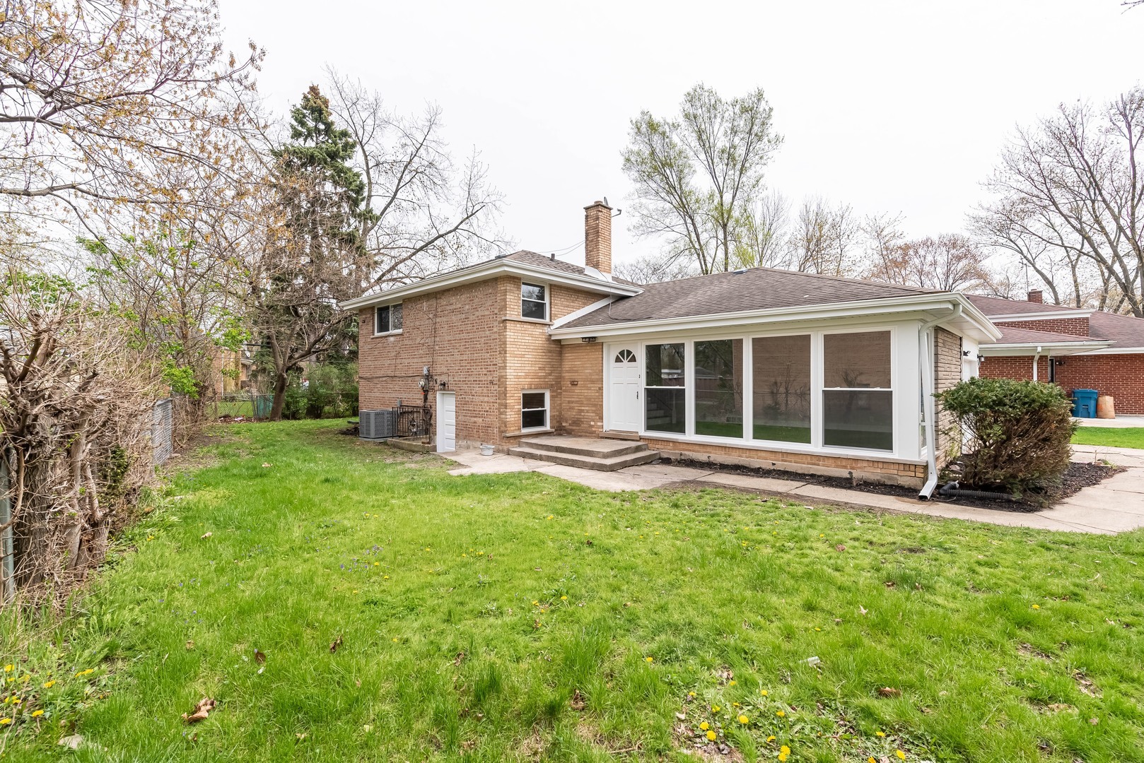 16039 Marion Drive South Holland IL 60473