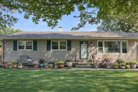 208 North Wabena Avenue Minooka IL 60447