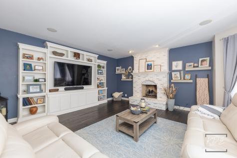 752 South Julian Street Naperville IL 60540