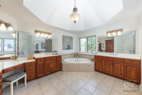752 South Julian Street Naperville IL 60540