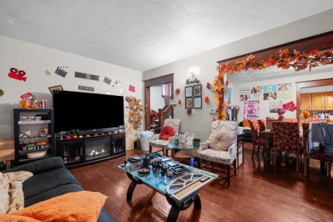 1323 17TH Street Rock Island IL 61201