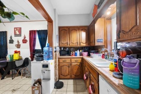 1323 17TH Street Rock Island IL 61201