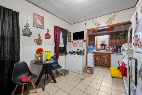 1323 17TH Street Rock Island IL 61201