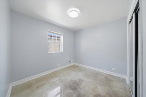 3853 West 83rd Place Chicago IL 60652