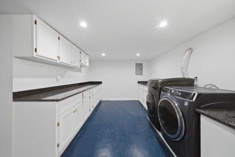3853 West 83rd Place Chicago IL 60652