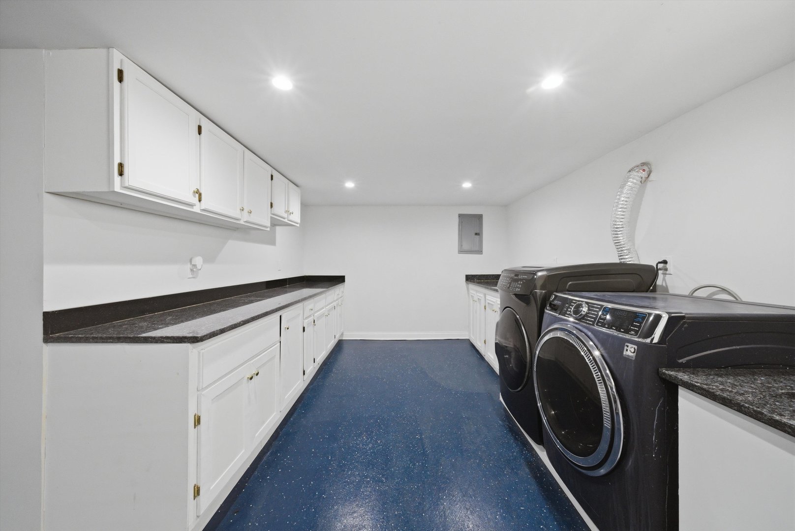 3853 West 83rd Place Chicago IL 60652