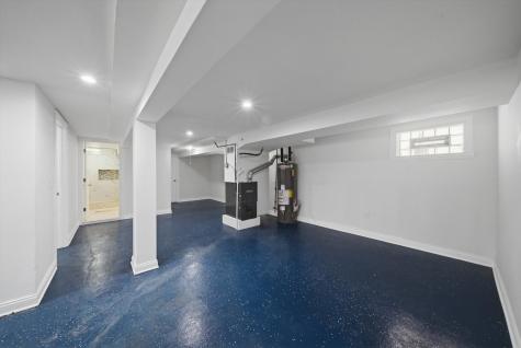 3853 West 83rd Place Chicago IL 60652