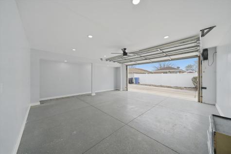 3853 West 83rd Place Chicago IL 60652