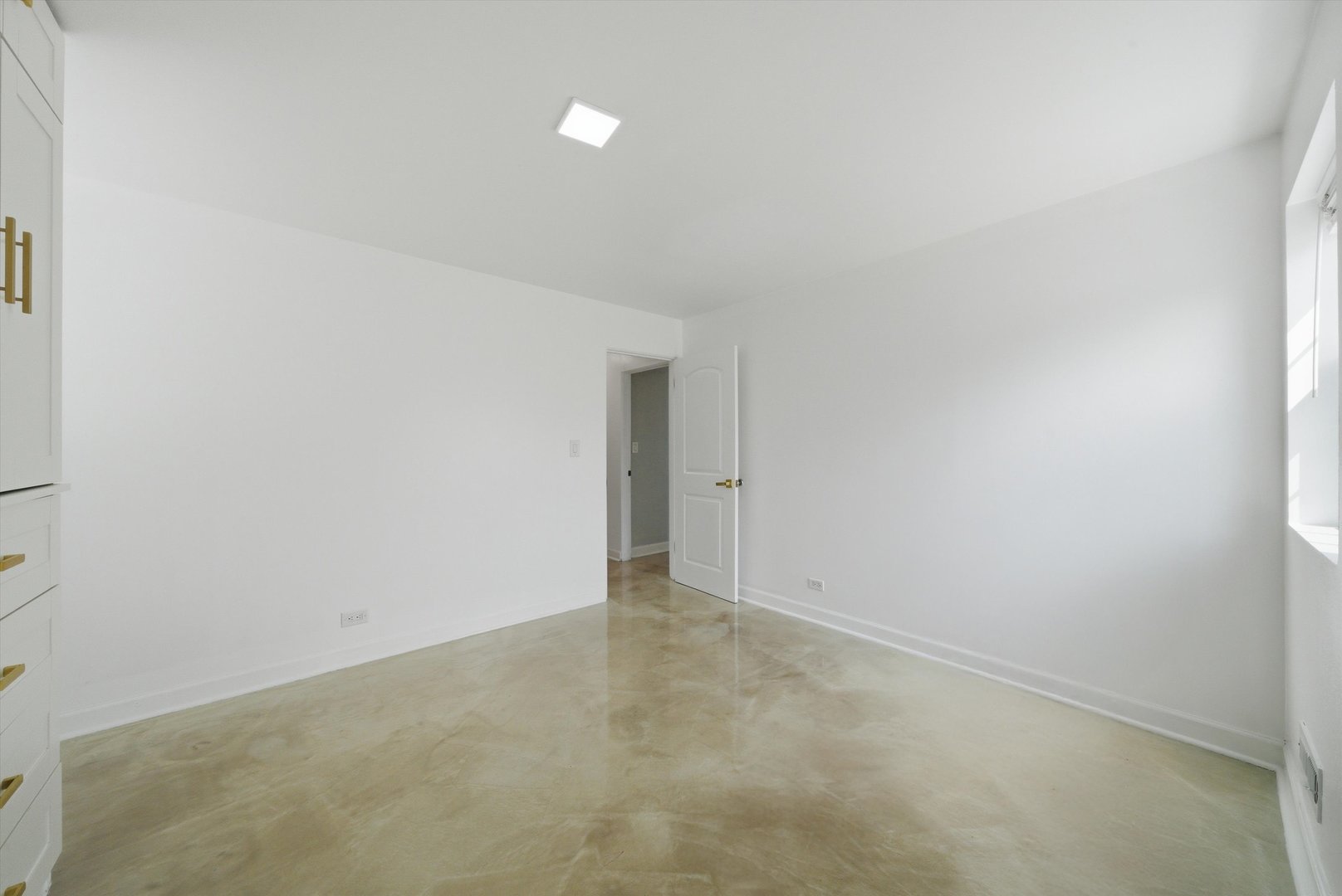 3853 West 83rd Place Chicago IL 60652