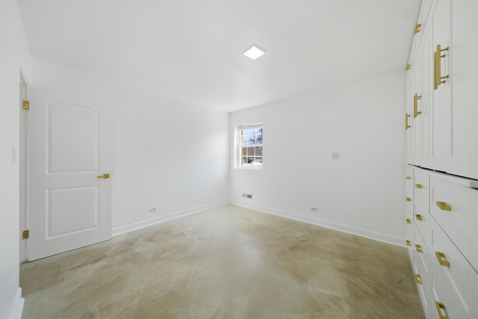 3853 West 83rd Place Chicago IL 60652