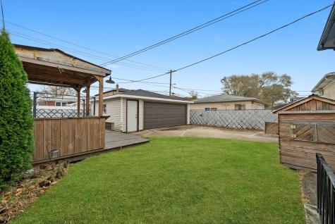 392 Greenbay Avenue Calumet City IL 60409