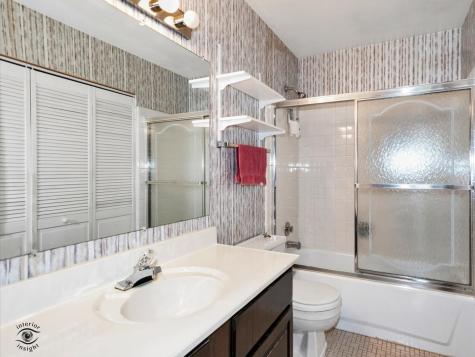 17807 Stonebridge Drive Hazel Crest IL 60429