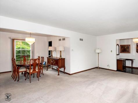 17807 Stonebridge Drive Hazel Crest IL 60429