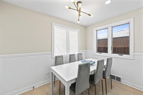 8169 South Tripp Avenue Chicago IL 60652