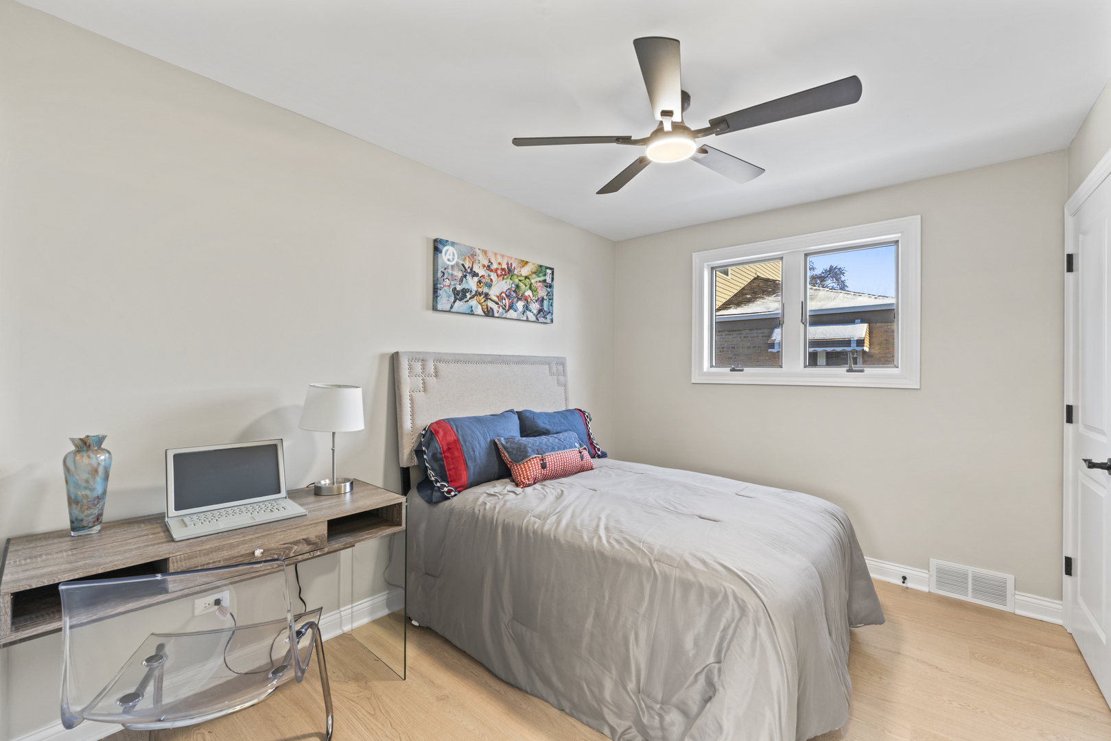 8169 South Tripp Avenue Chicago IL 60652