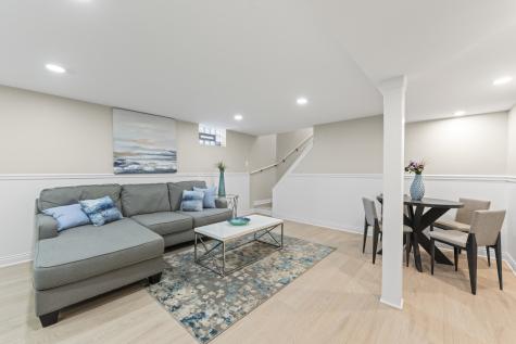 8169 South Tripp Avenue Chicago IL 60652