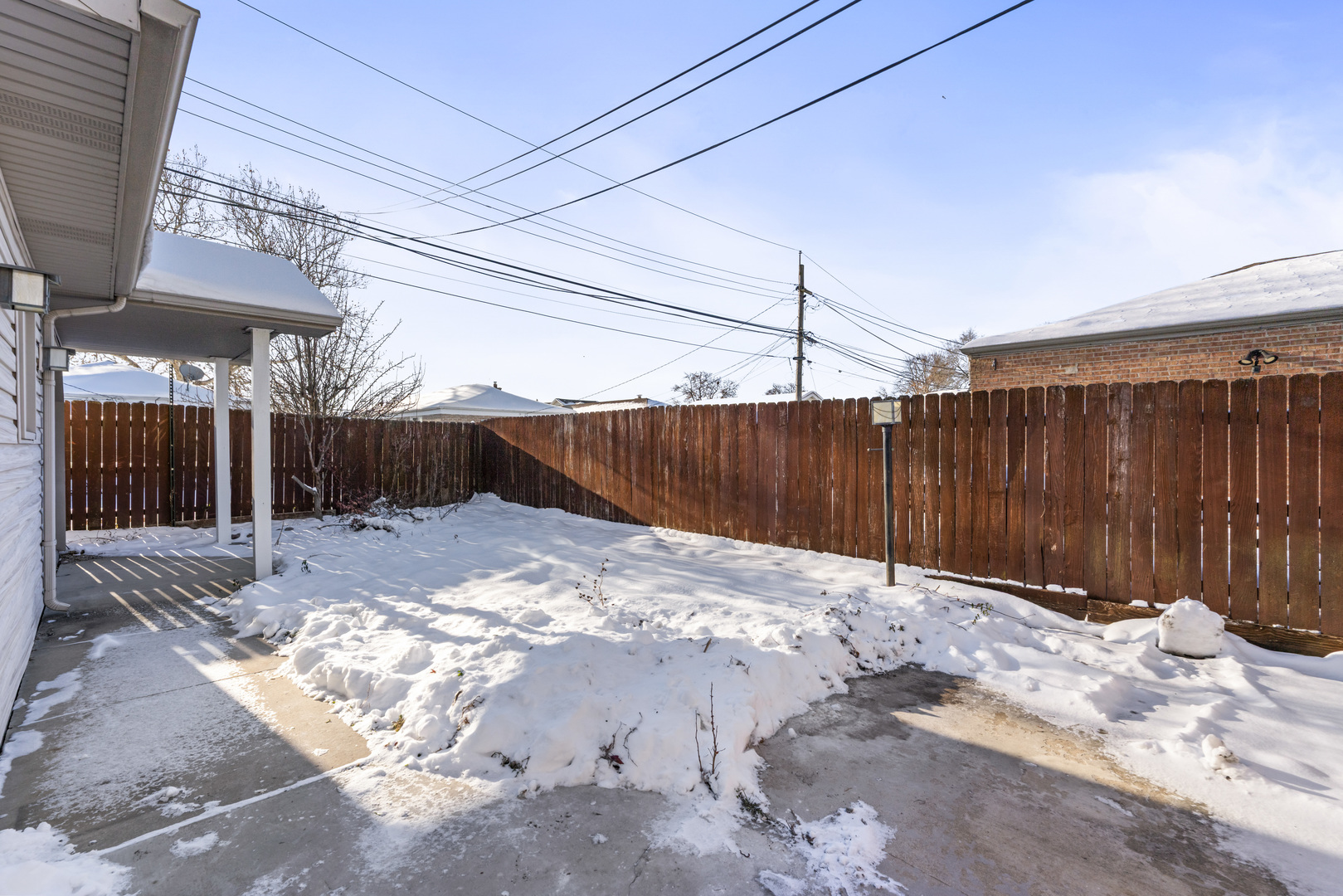 8169 South Tripp Avenue Chicago IL 60652
