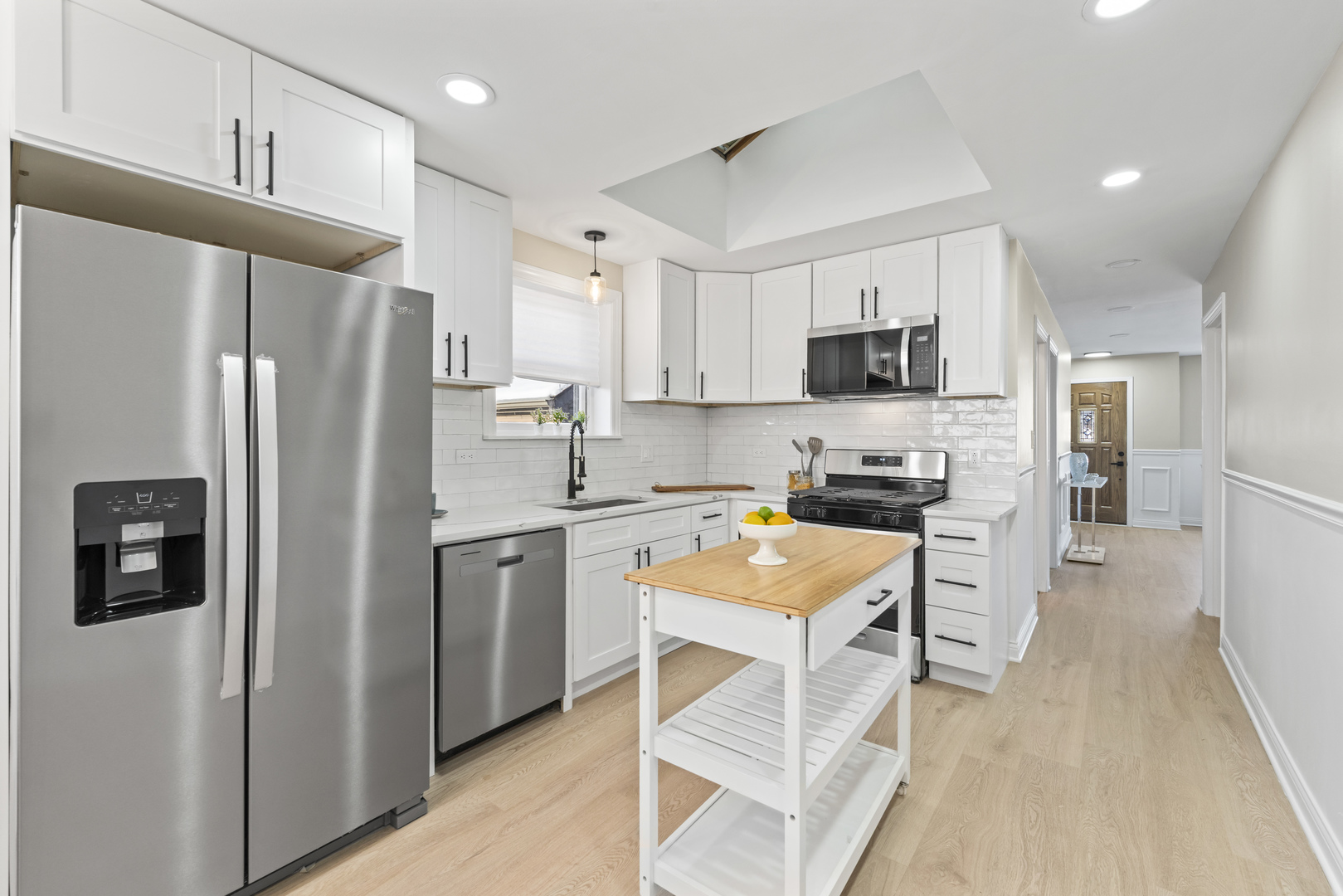 8169 South Tripp Avenue Chicago IL 60652
