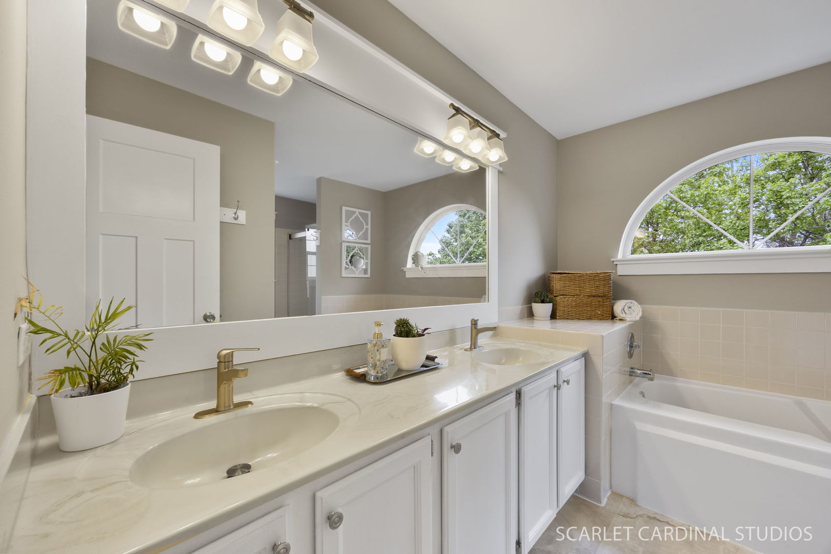 103 Forestview Lane Aurora IL 60502