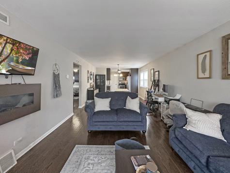 14522 South Marquette Avenue Burnham IL 60633