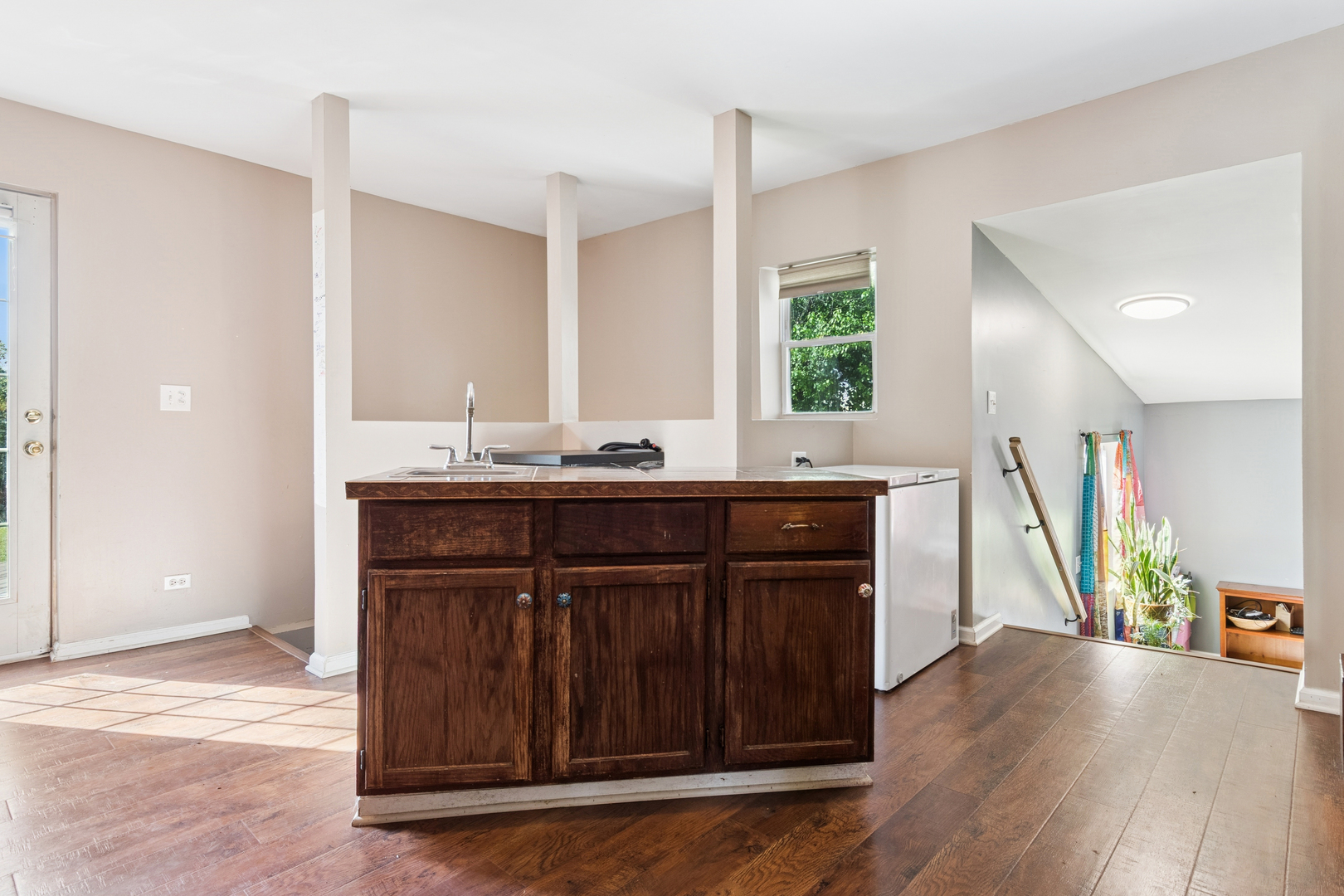 25W361 Doris Avenue Carol Stream IL 60188