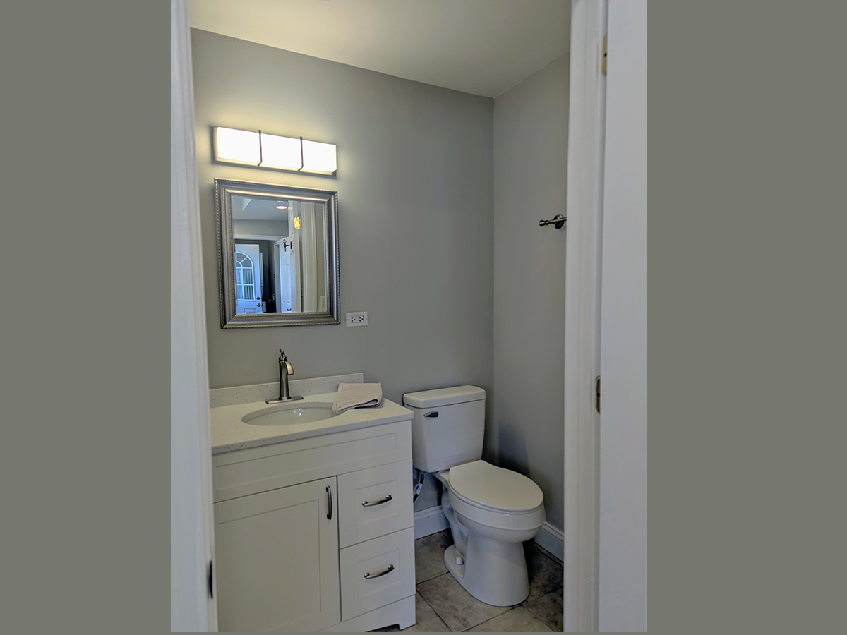 2404 Hawk Lane Rolling Meadows IL 60008